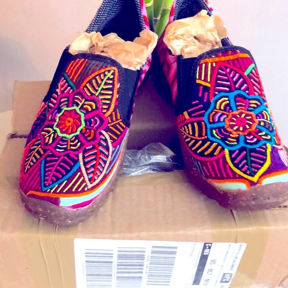 FLASH PRICE Handmade Tribal Mola  Shoe 8.5-9. - Picture 6 of 16